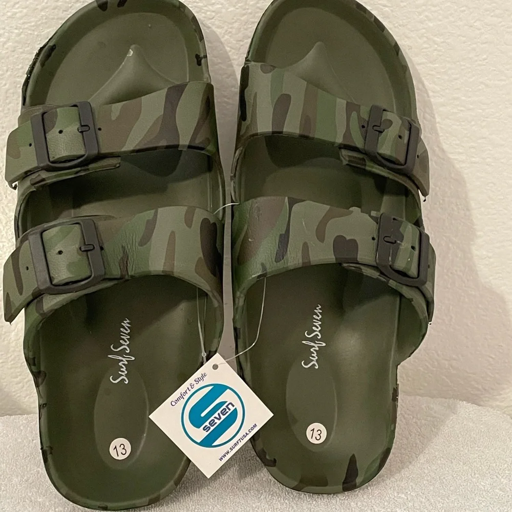 NWT Double Buckle Slide Sandals Size 13 Adjustable